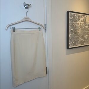 Escada Off-White “Ravette” Pencil Skirt: Fully Lined (EU 38 / US 6)